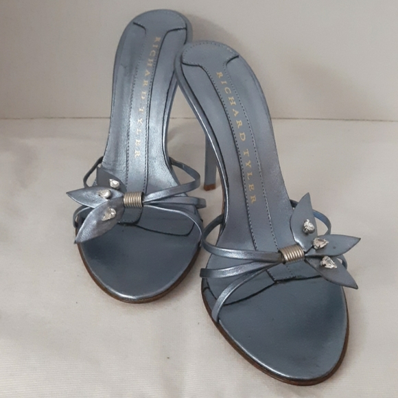 🎉H.P.🎉 RICHARD TYLER HEELS - Picture 3 of 6